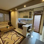 Πανσιόν Guest House Amore 3*