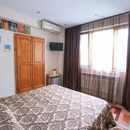 Guest House Amore Guest house 3*